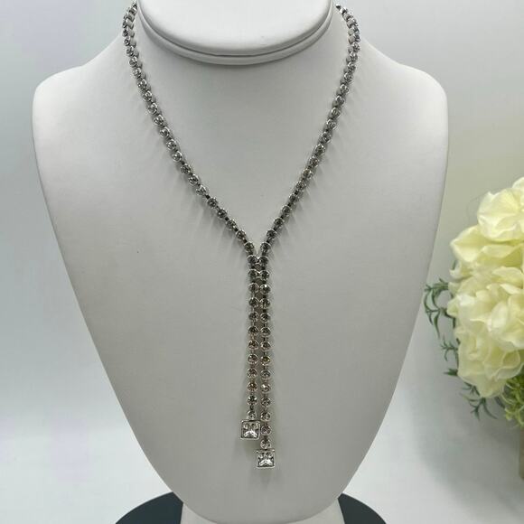 Authentic Swarovski Crystal Y
Necklace Silver Tone Drop Lariat Statement Jewelry - Picture 1 of 14